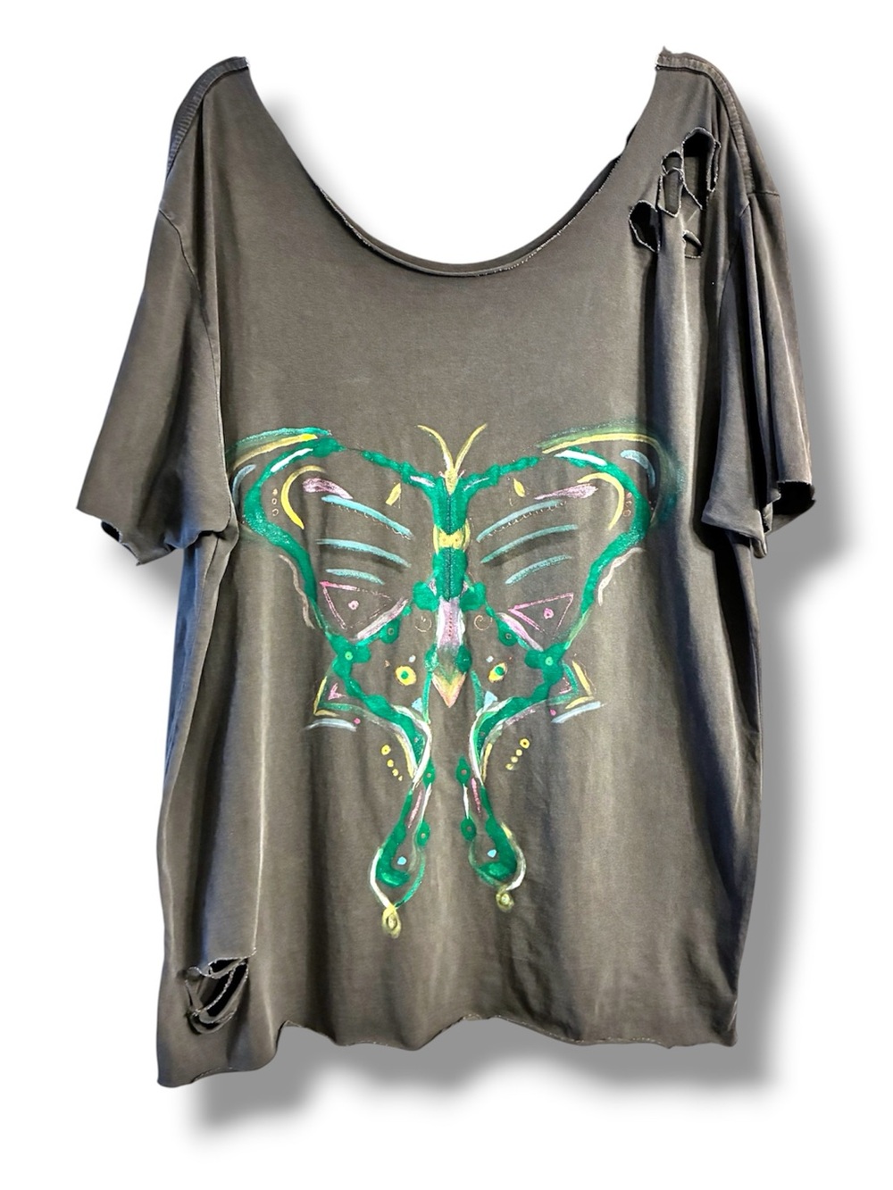 🦋 One-of-a-Kind Hand Painted Butterfly/Moth Distressed Tee Women’s XL